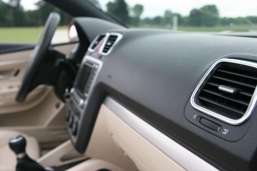  Volkswagen Eos 2007 года  (фото 32 из 41)